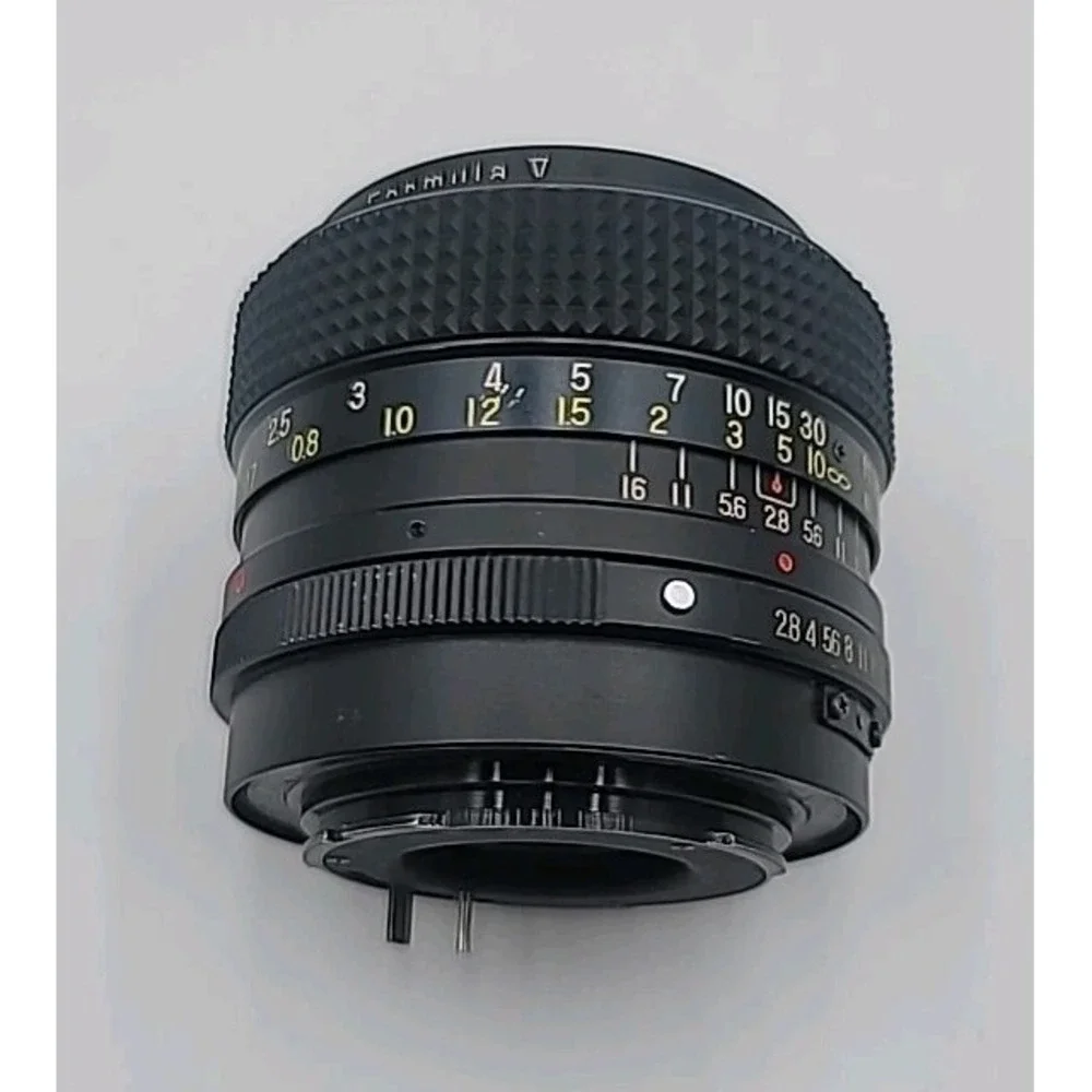 ACCURA this lens